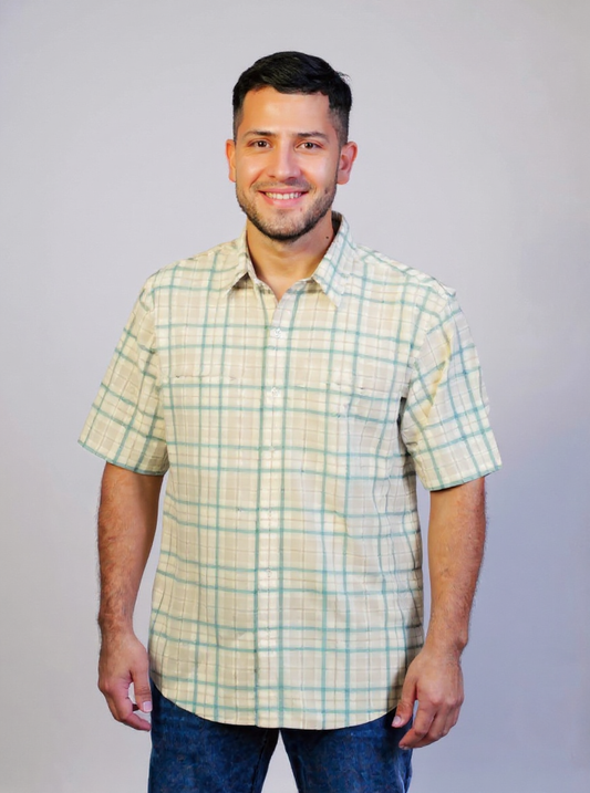 Men's Short Sleeve Plaid Vented Button Up